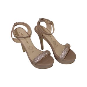 Zapatillas color nude con tirante empedrado.